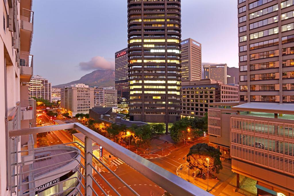 Afribode'S Icon Apartments Cape Town Exterior photo