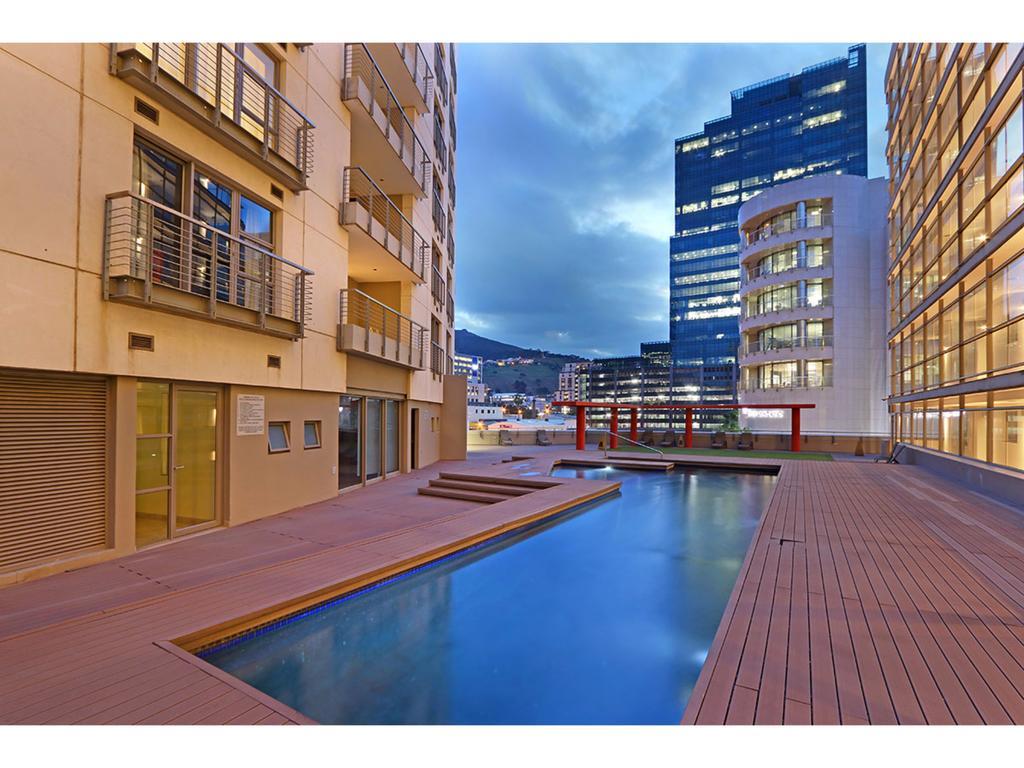 Afribode'S Icon Apartments Cape Town Exterior photo